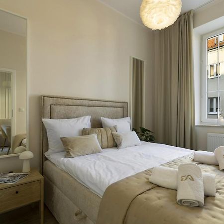 Elite Apartments Aura Old Town Гданьск Экстерьер фото