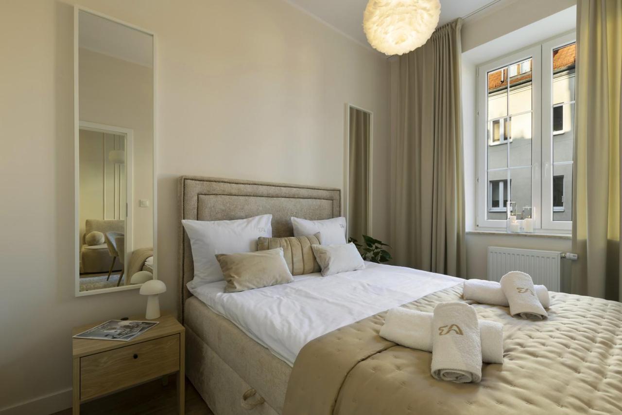 Elite Apartments Aura Old Town Гданьск Экстерьер фото